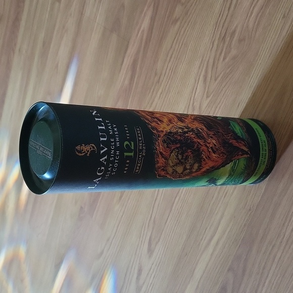 Lagavulin Special Release 2021 Box/Container - Picture 1 of 4